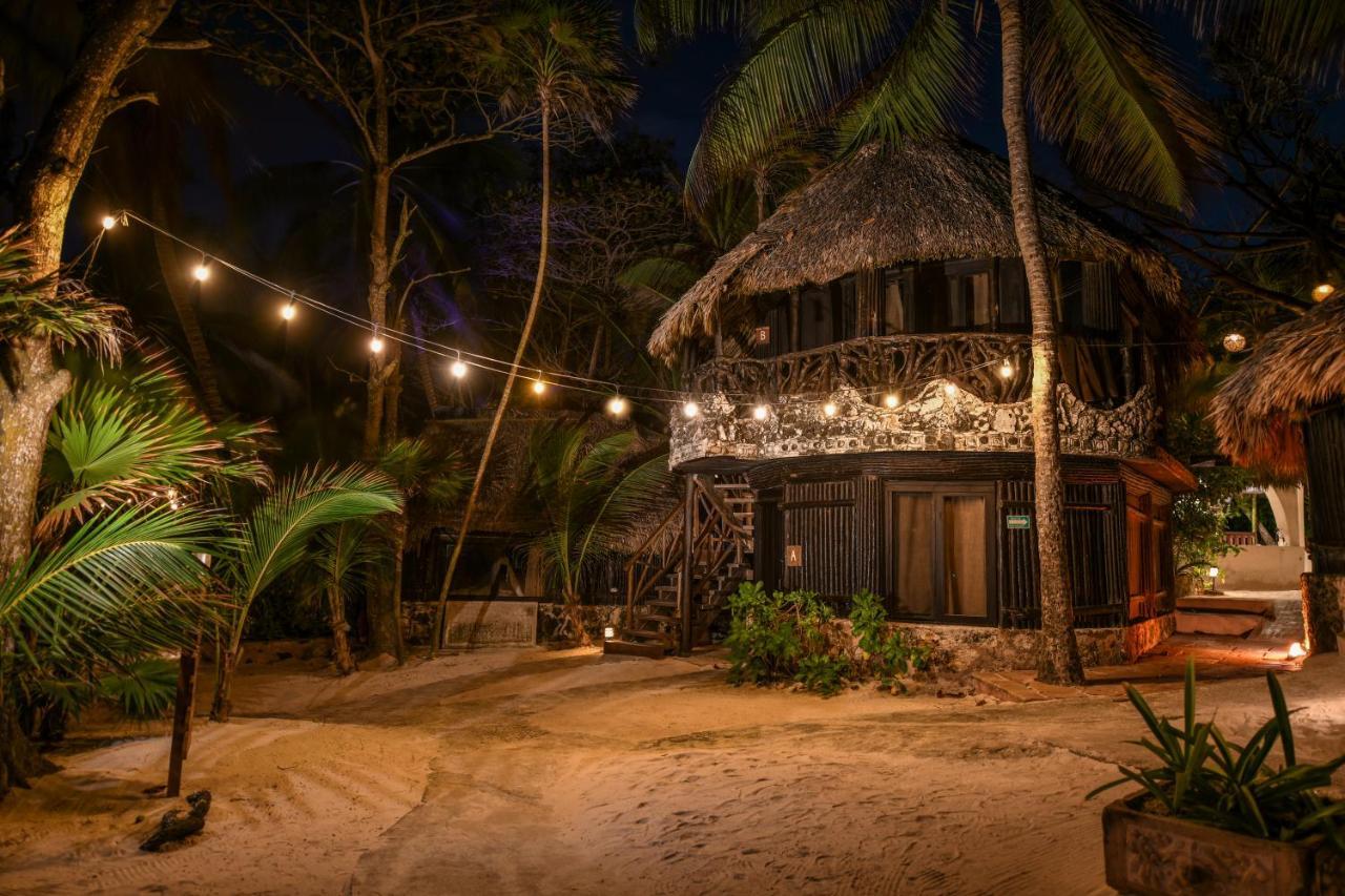 Hotel Diamante K - Inside National Park Tulum