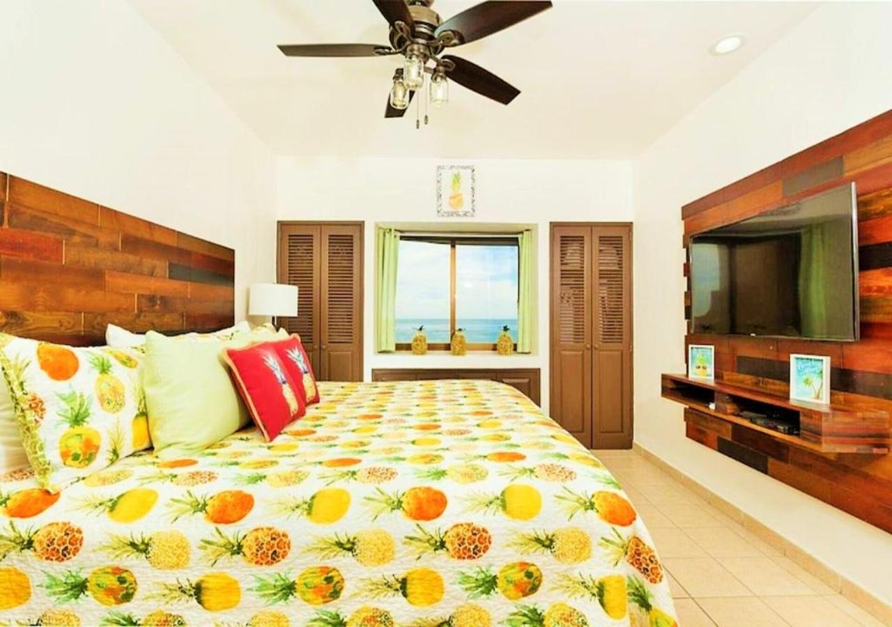 Apartment Right On The Beach! - 2 Bedroom Penthouse Beachfront *