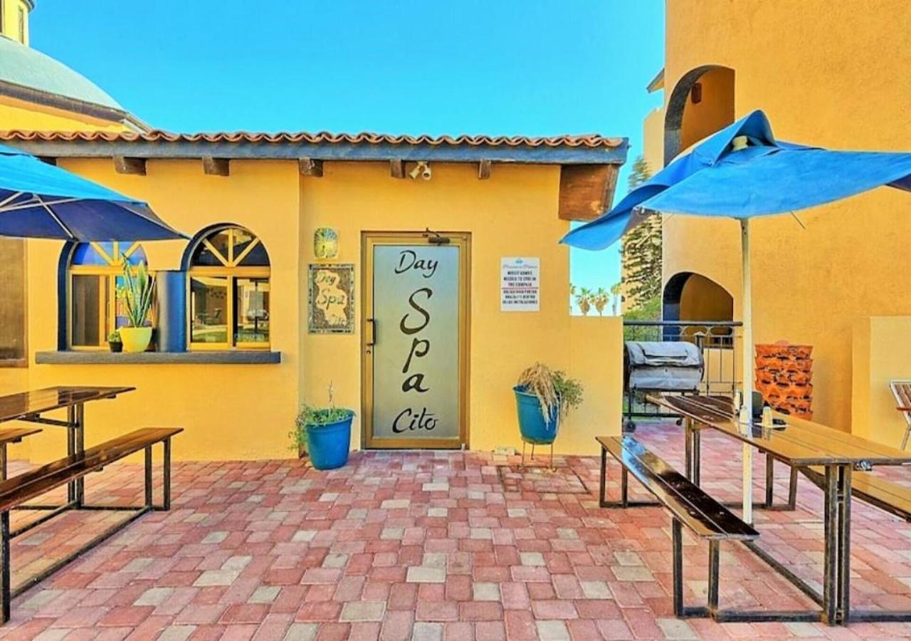 Right On The Beach! - 2 Bedroom Penthouse Beachfront Apartment Puerto Penasco