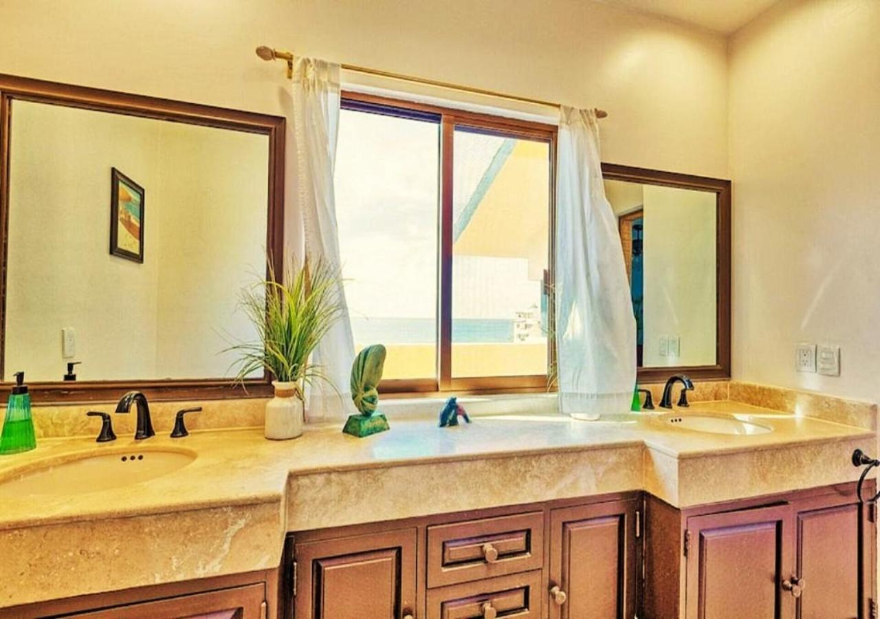 Apartment Right On The Beach! - 2 Bedroom Penthouse Beachfront