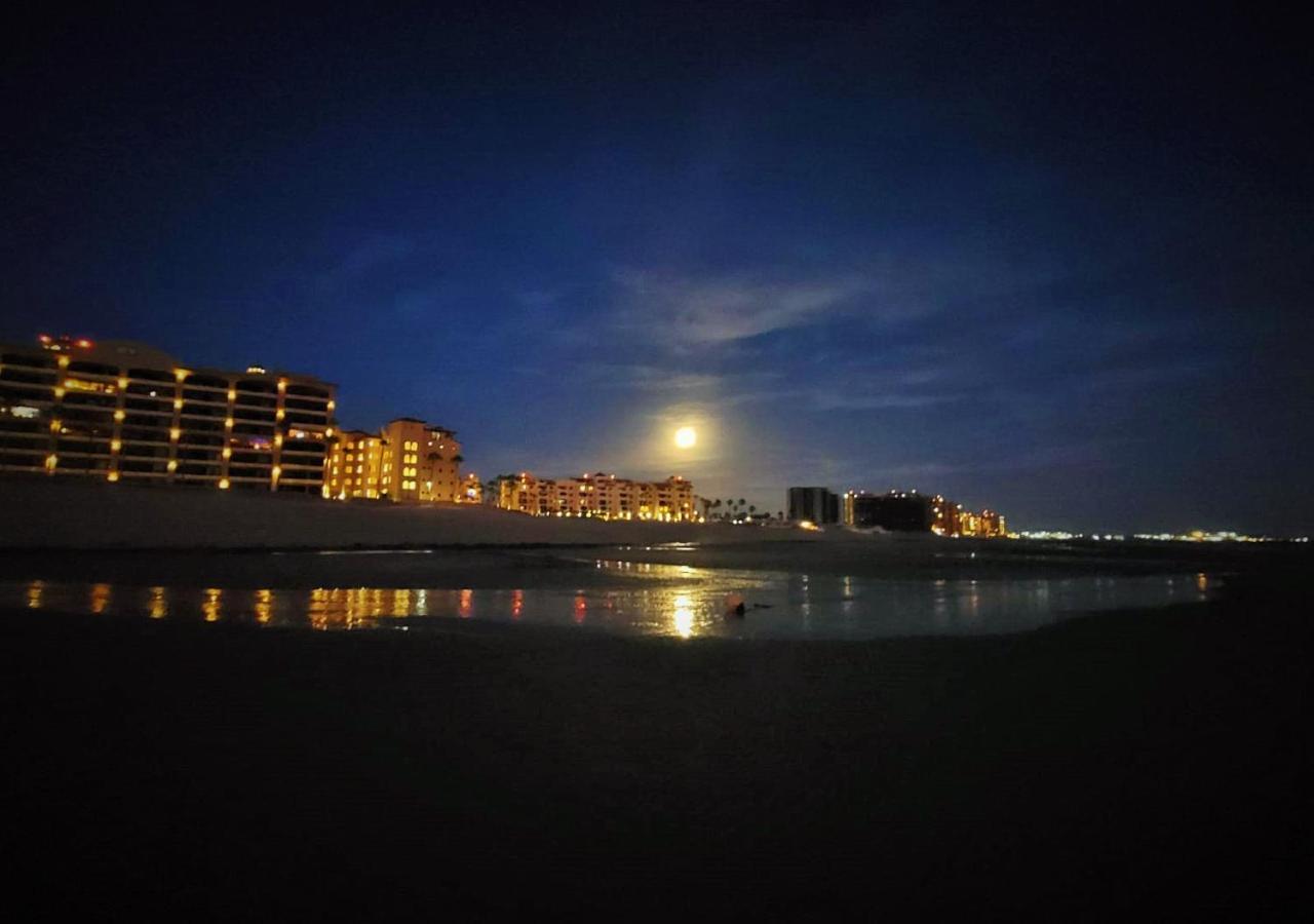 Right On The Beach! - 2 Bedroom Penthouse Beachfront Apartment *