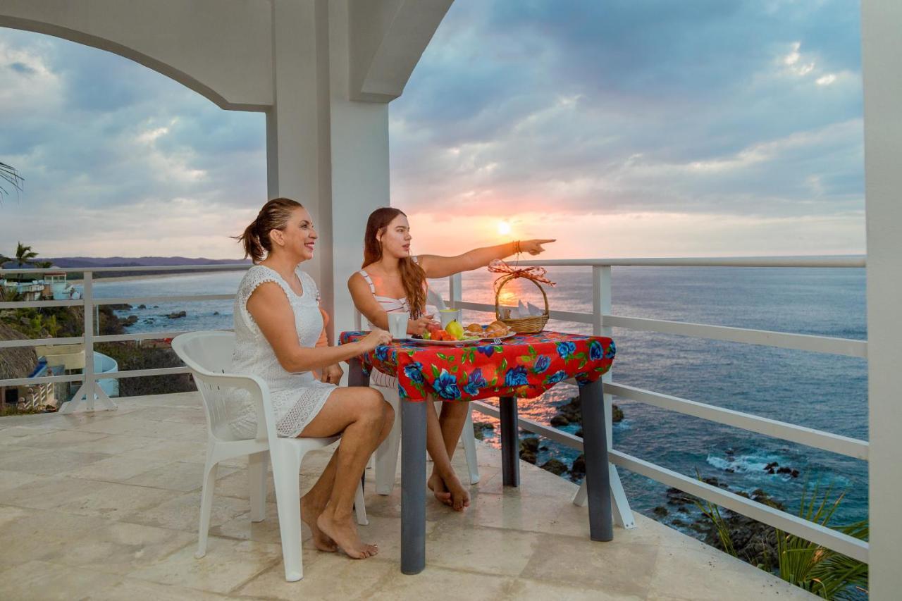 Bed & Breakfast Luz De Mar ' Right On The