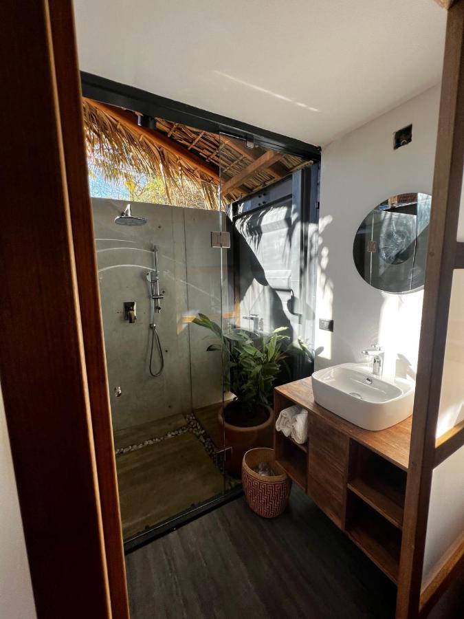 H20 Container Hotel *