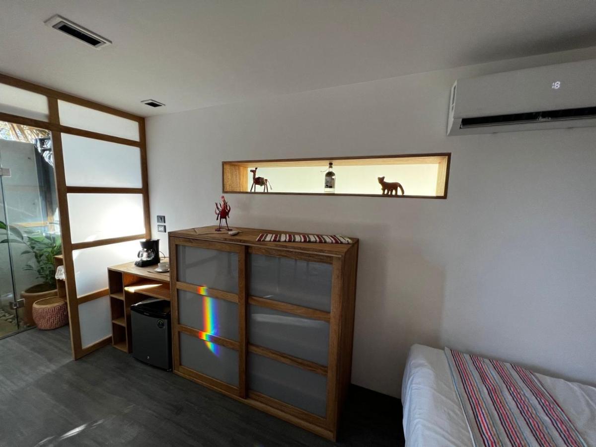 H20 Container Hotel *