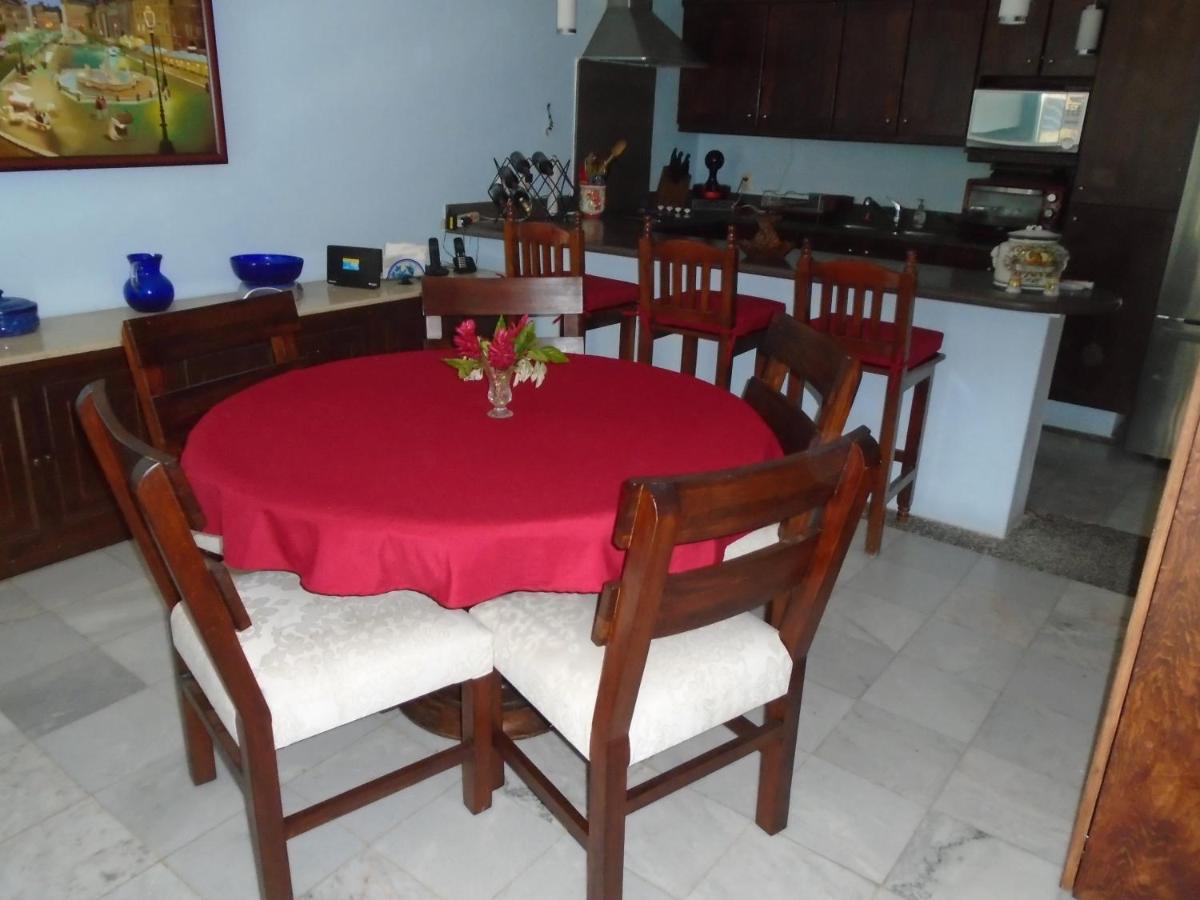 Marina Porto Ixtapa Villa *