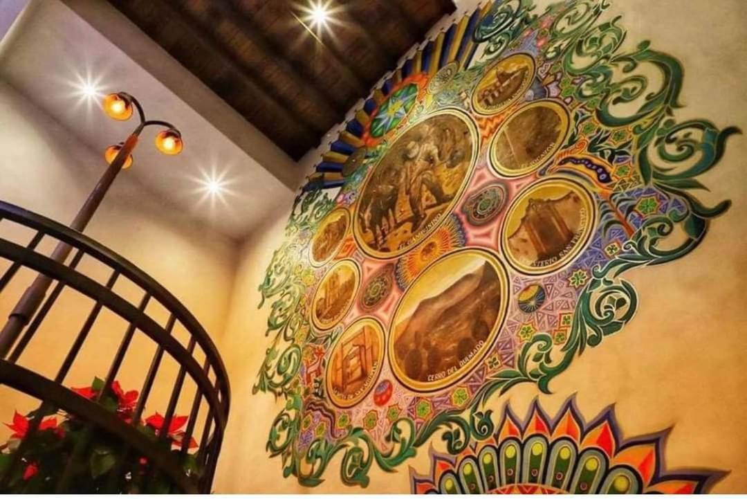El Palacio Del Gambusino Hotel