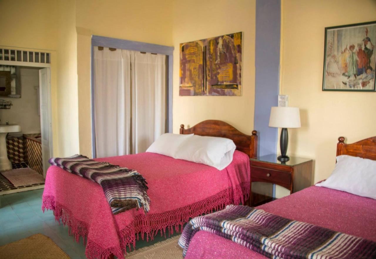 El Castillo Hotel *