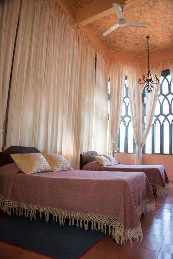 Hotel El Castillo *