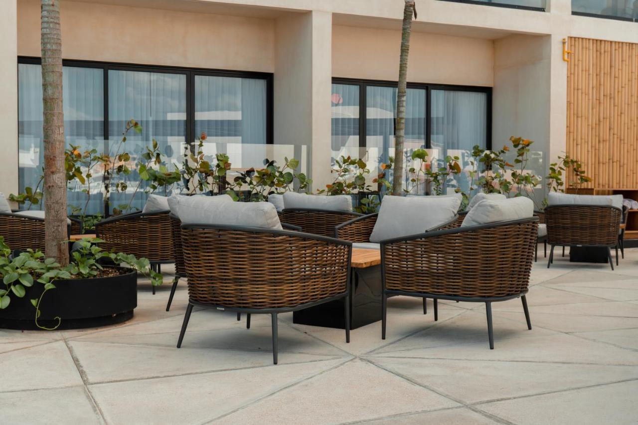 Hive By G Hotel Cancun