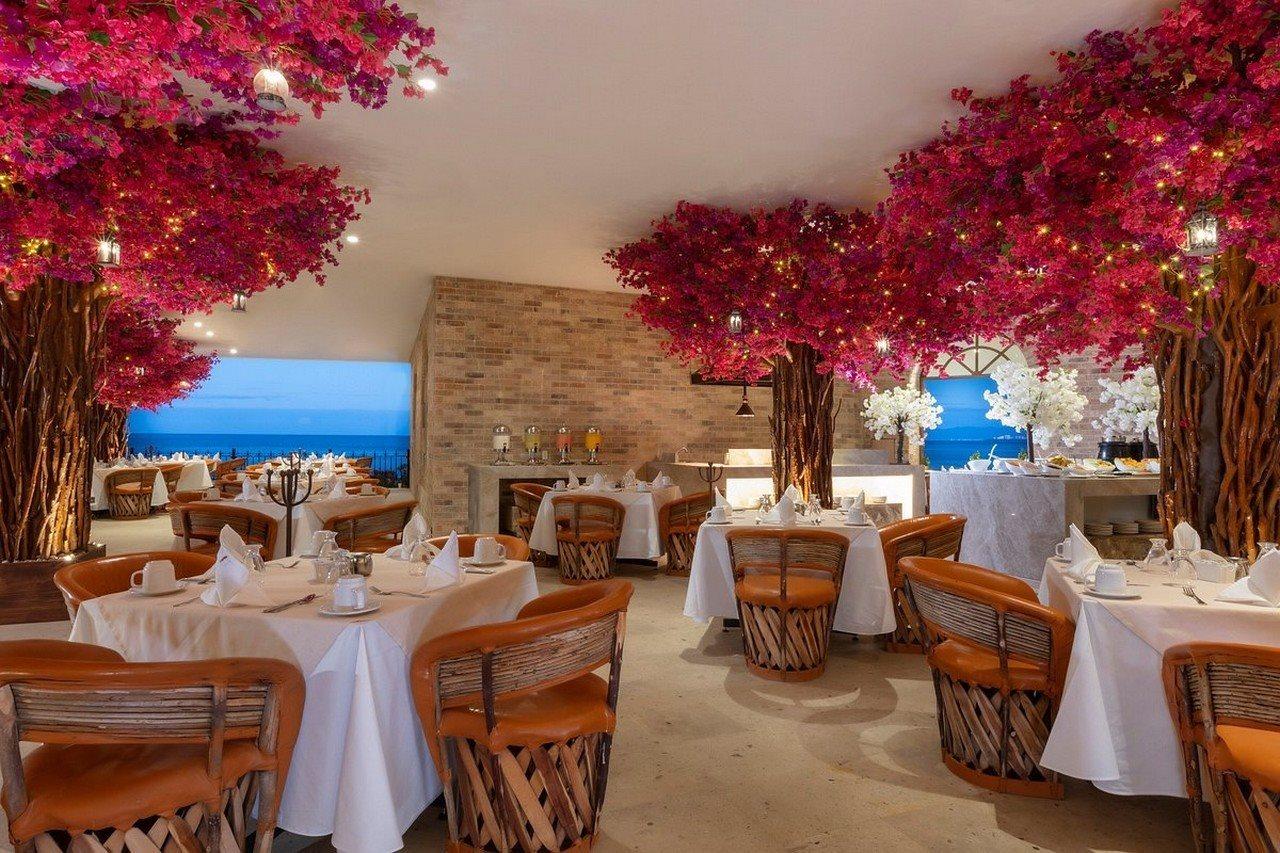 Playa Arcos & Hotel