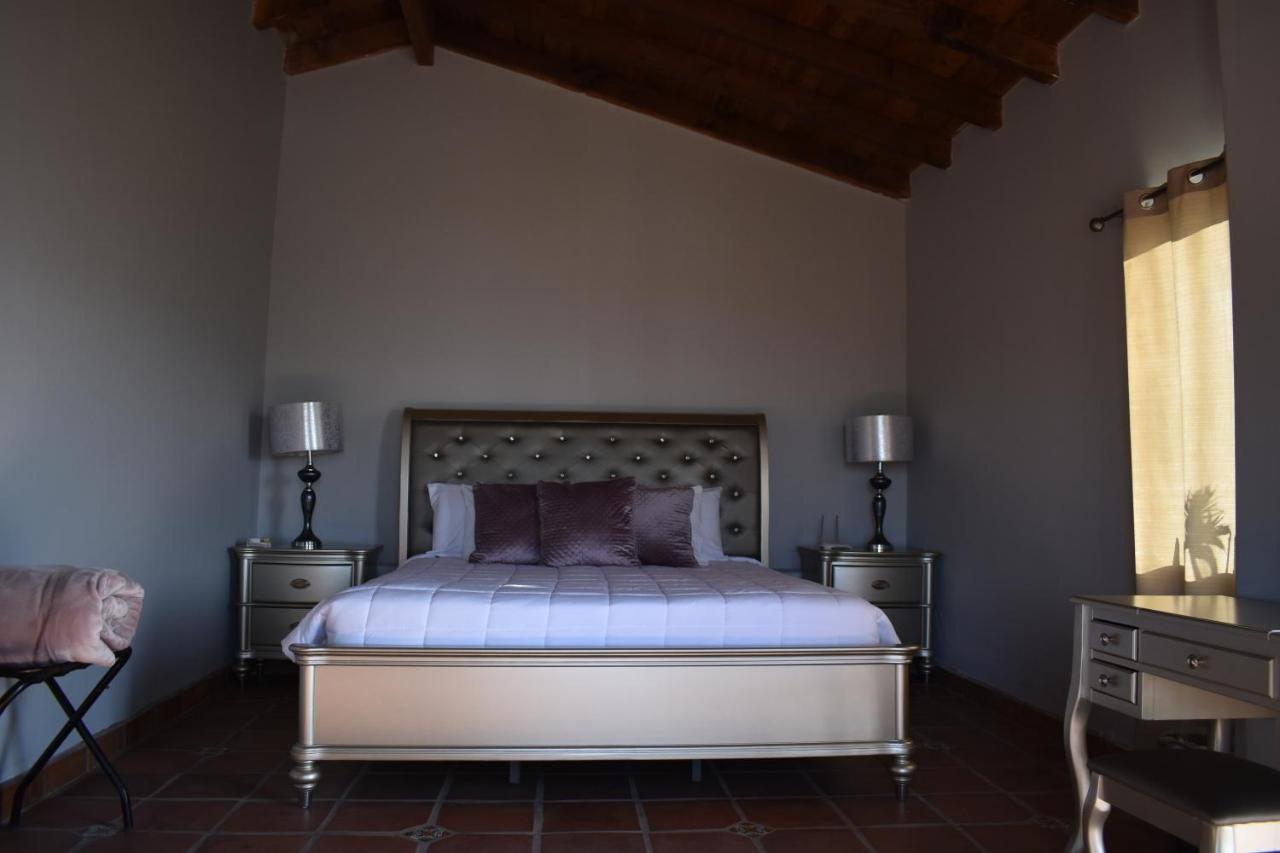Hotel Vinas Del Castillo