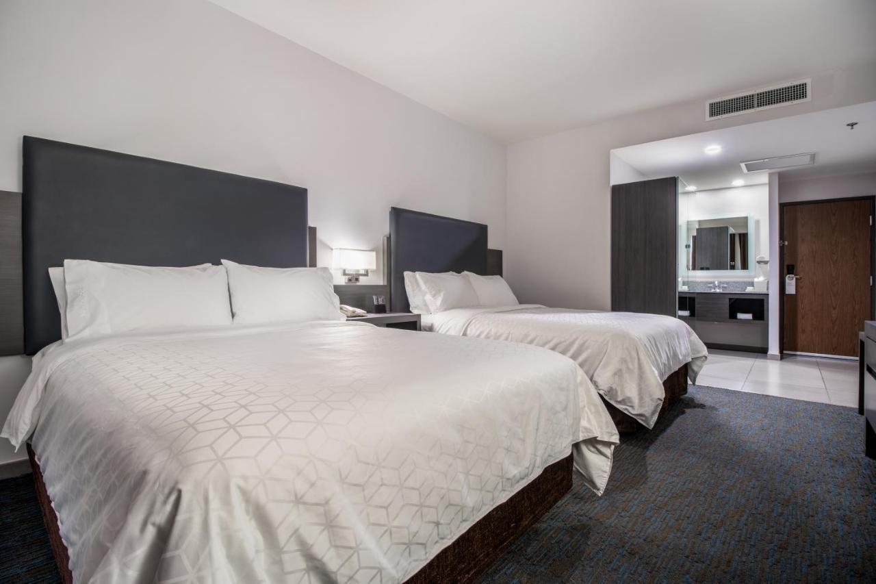 Hotel Express & By Ihg