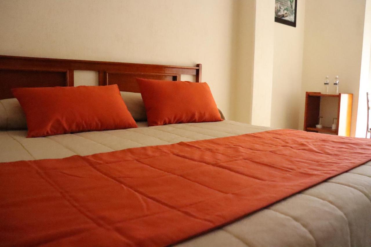 Senorial Hotel