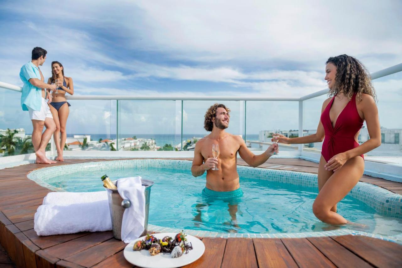 Resort Wyndham Alltra Adults Only