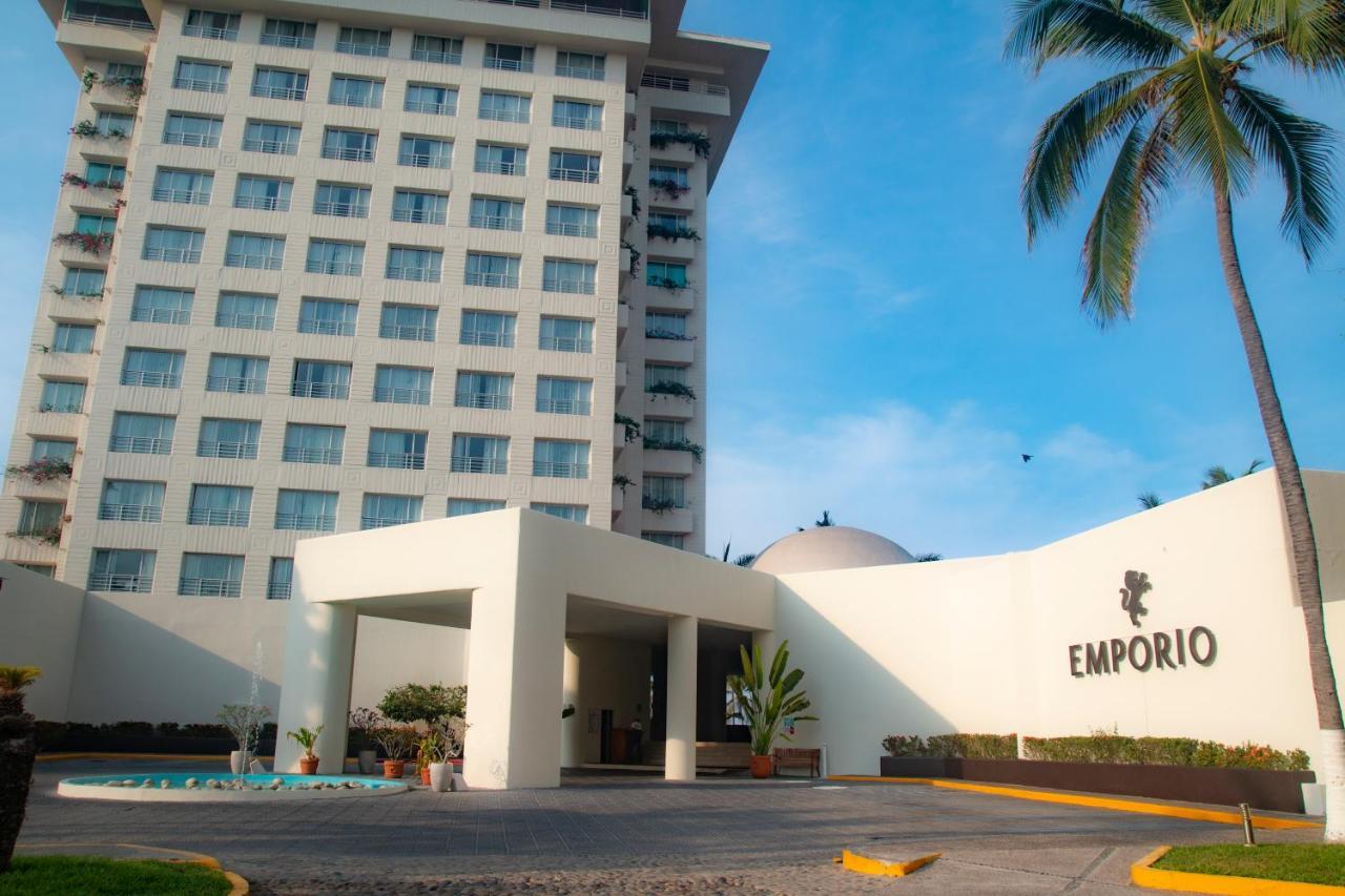 Hotel Emporio Ixtapa