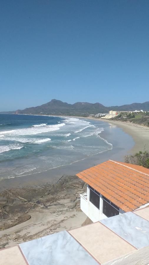 Bed & Breakfast Chula House- *