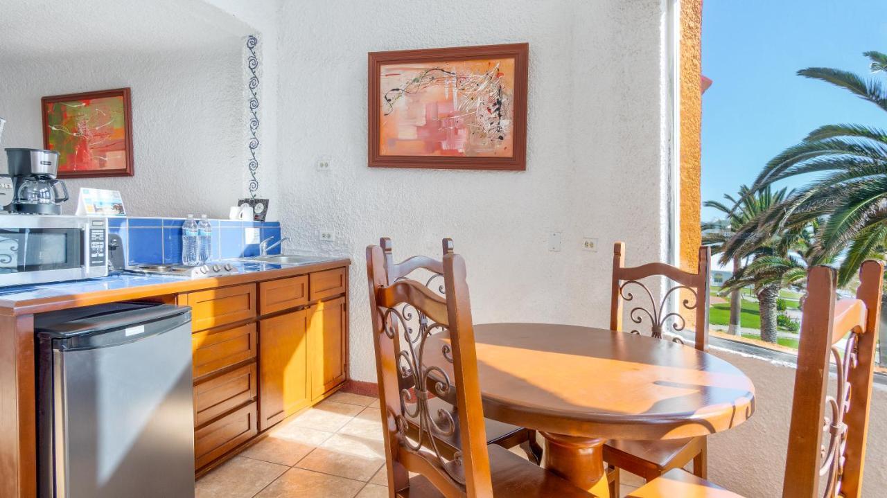 Hotel Puerto Nuevo Baja & 4*