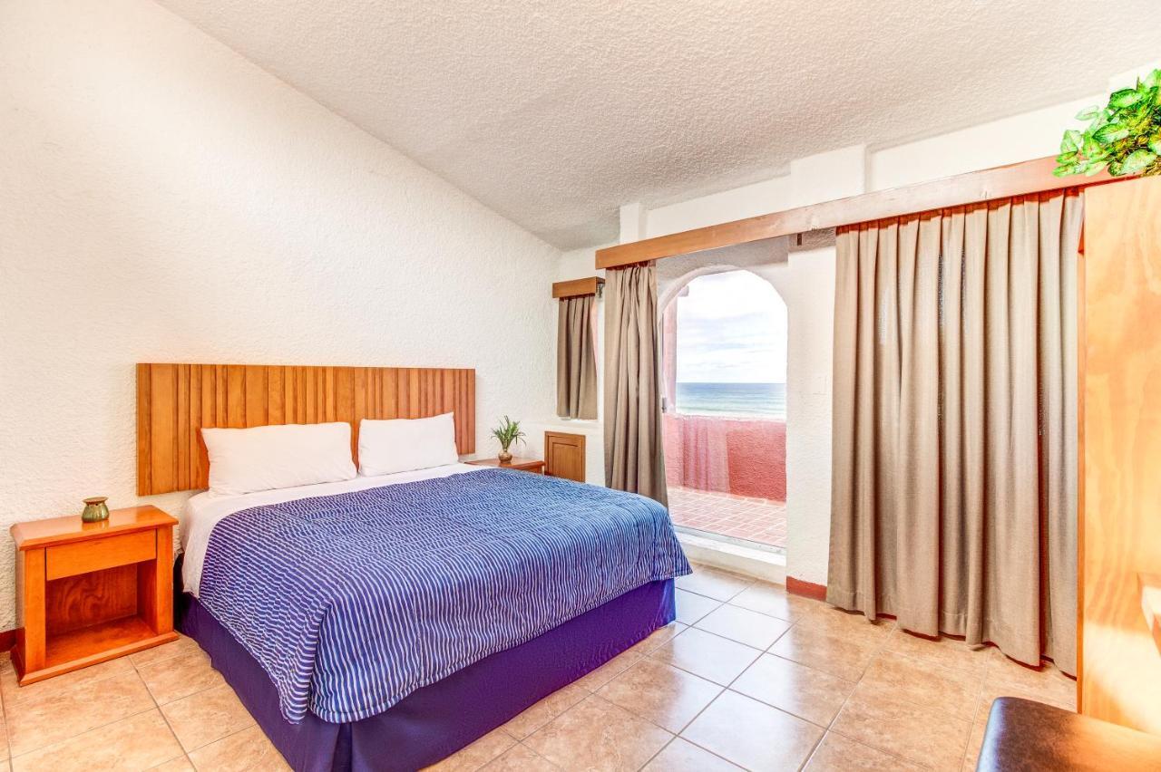 Puerto Nuevo Baja & Hotel 4*