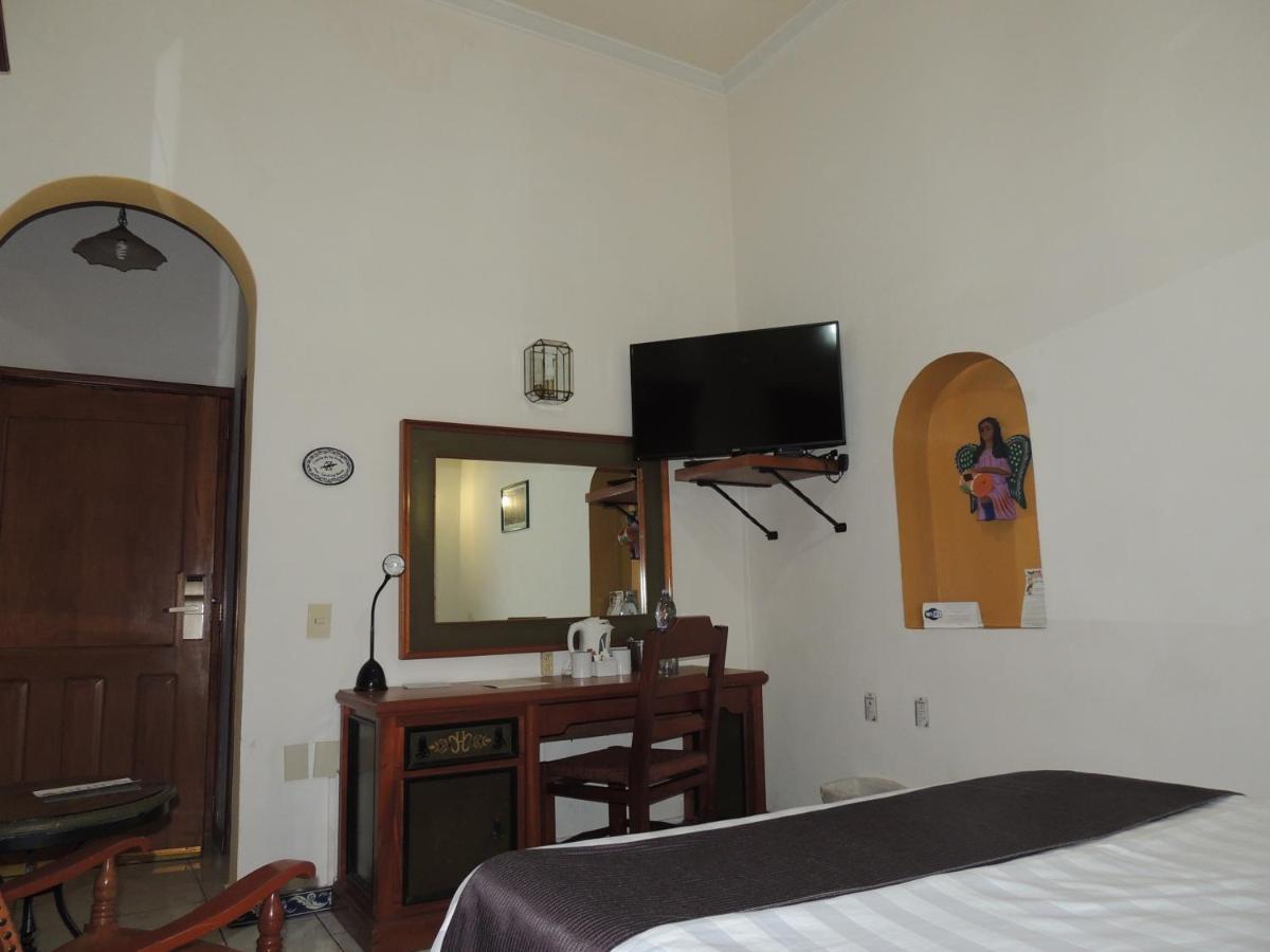 Hotel Concierge Plaza Colima