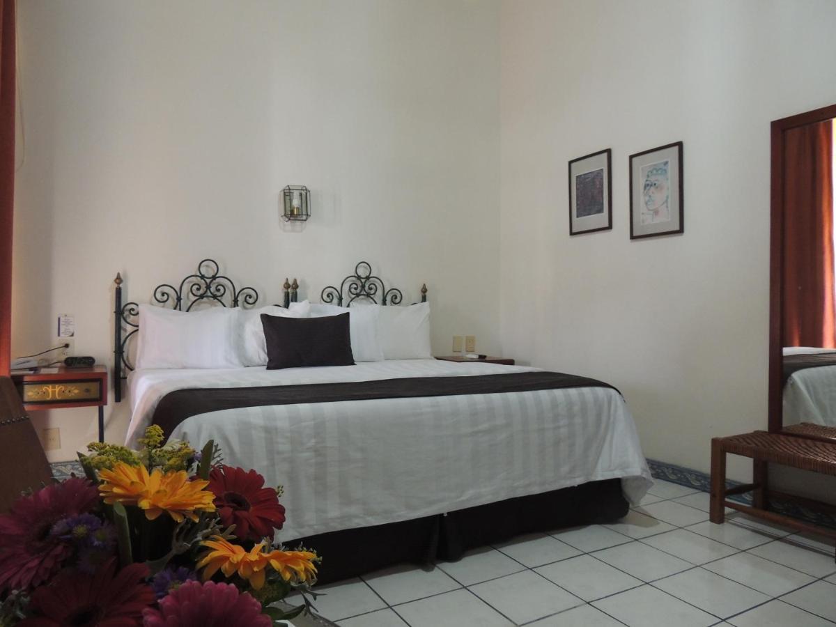 Hotel Concierge Plaza
