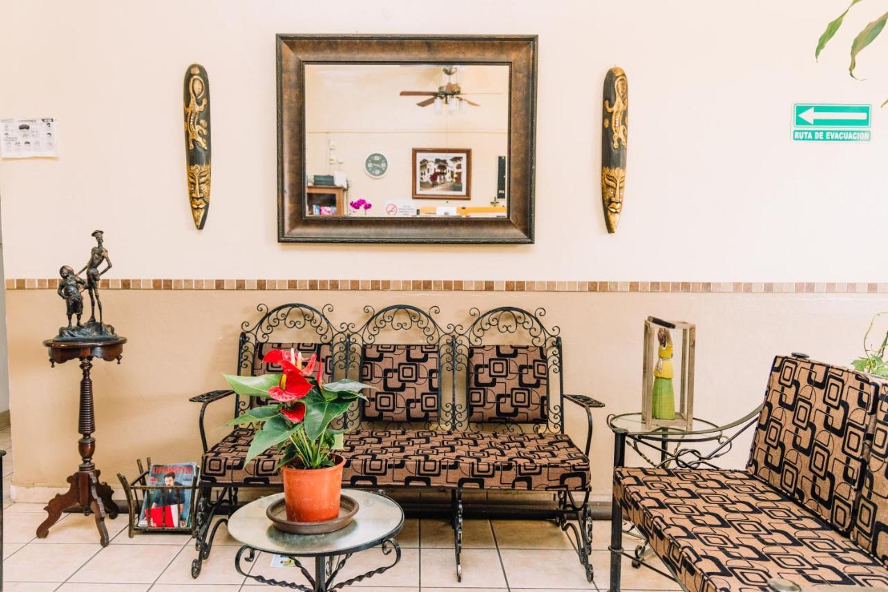 Hotel Cervantino Tapachula