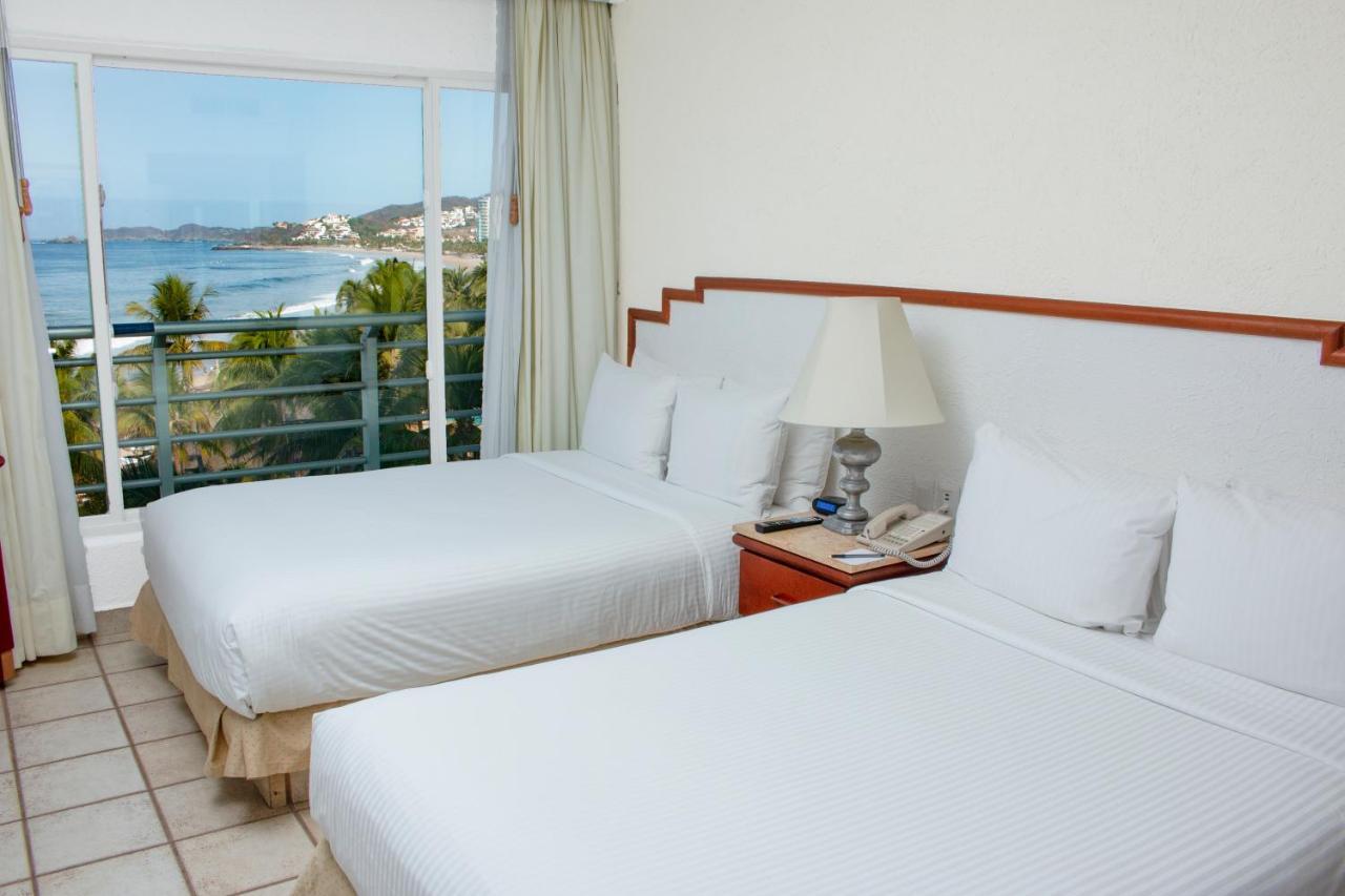 Emporio Ixtapa Hotel 5*