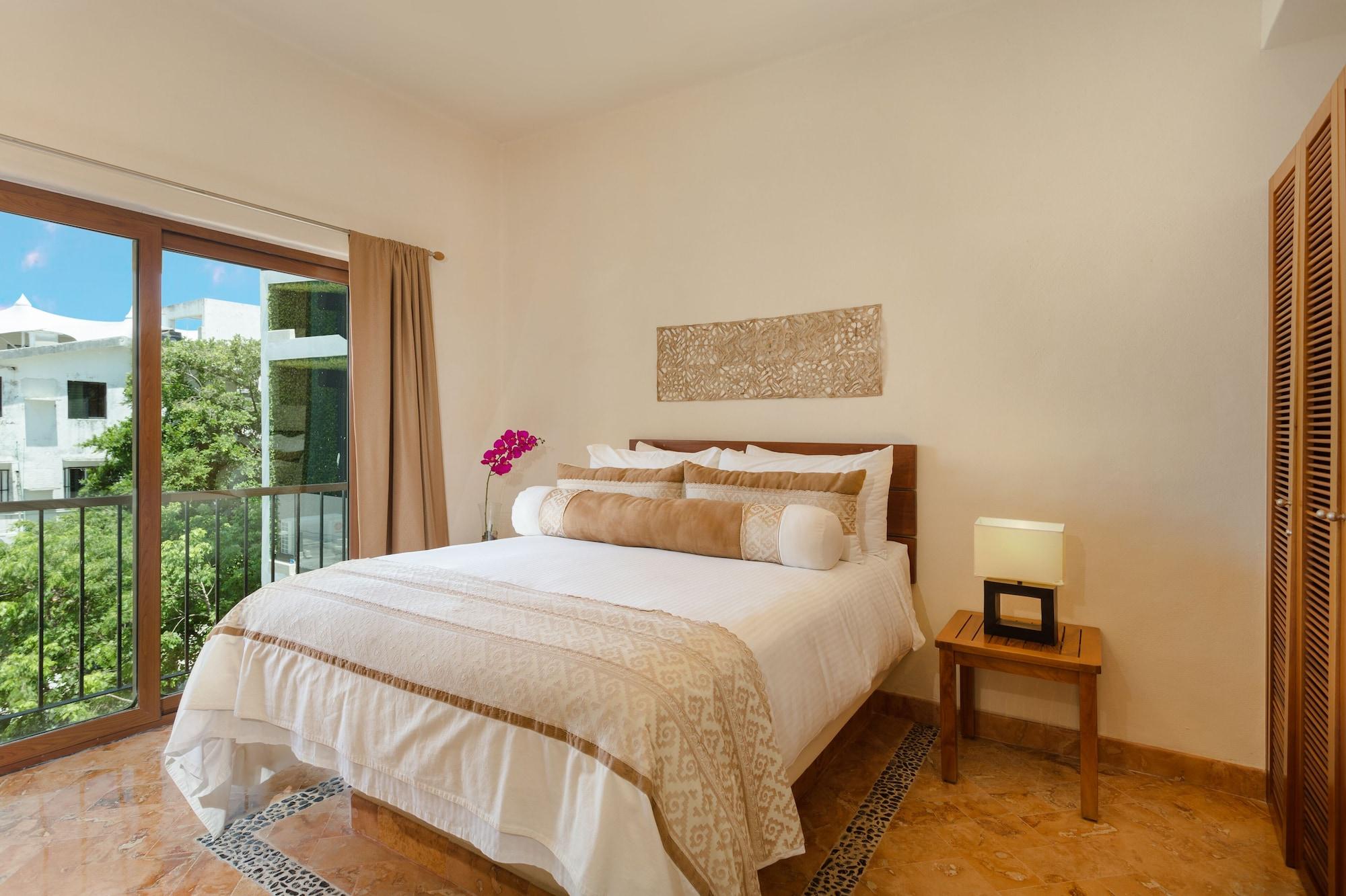 Porto Playa And Club Hotel