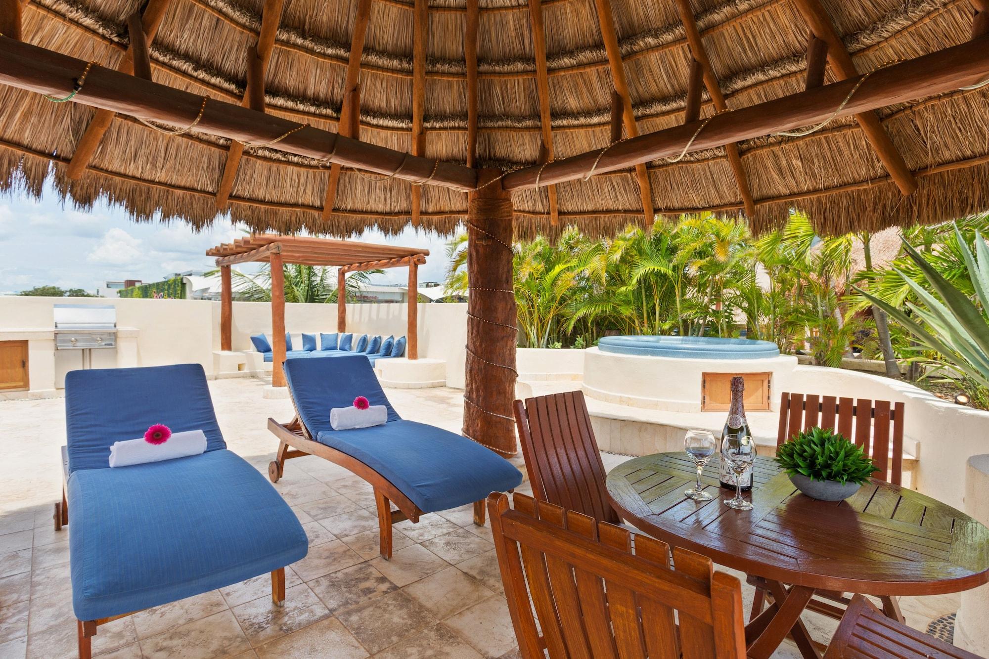 Hotel Porto Playa And Club 4*