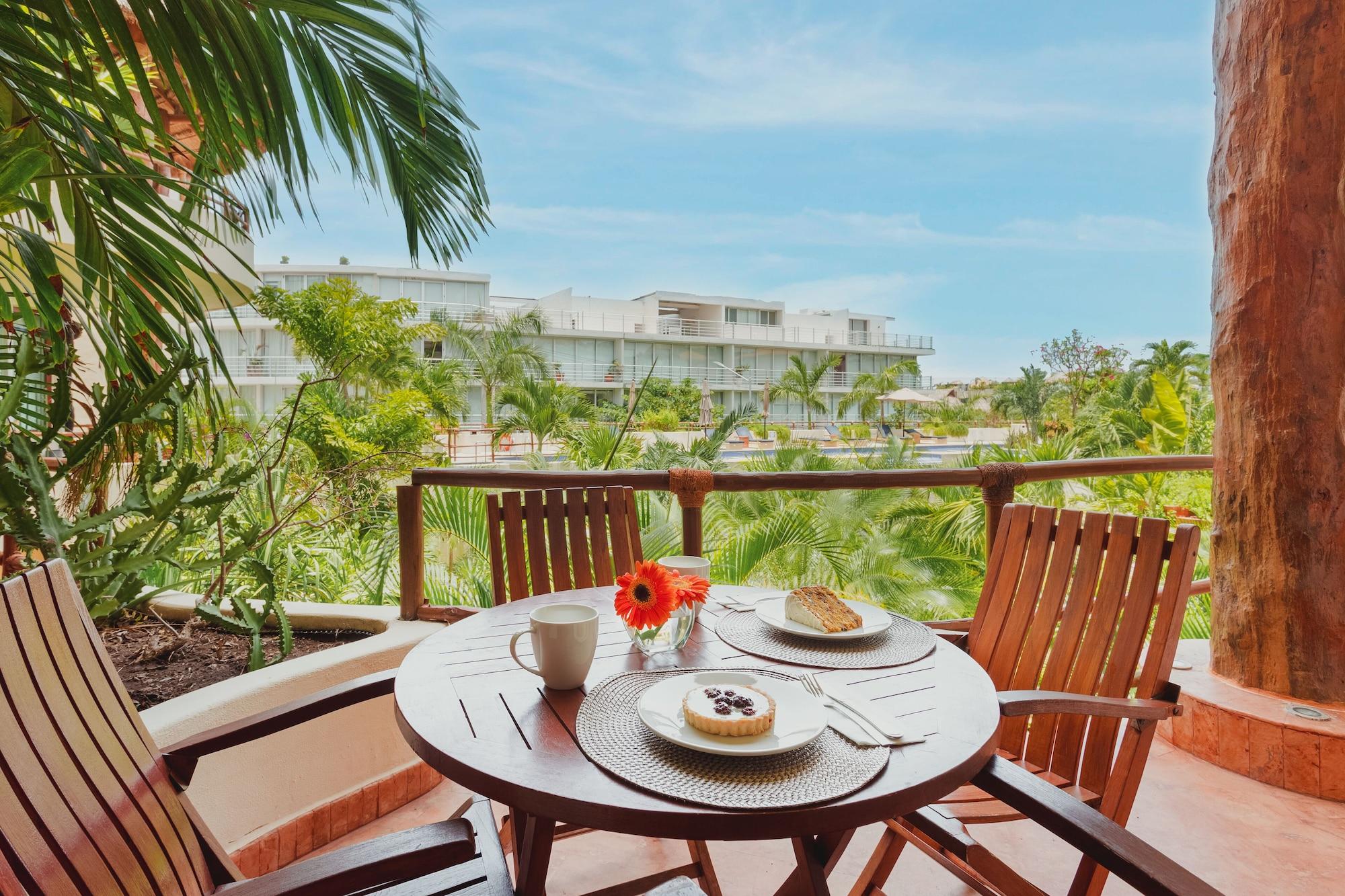 Porto Playa And Club Hotel