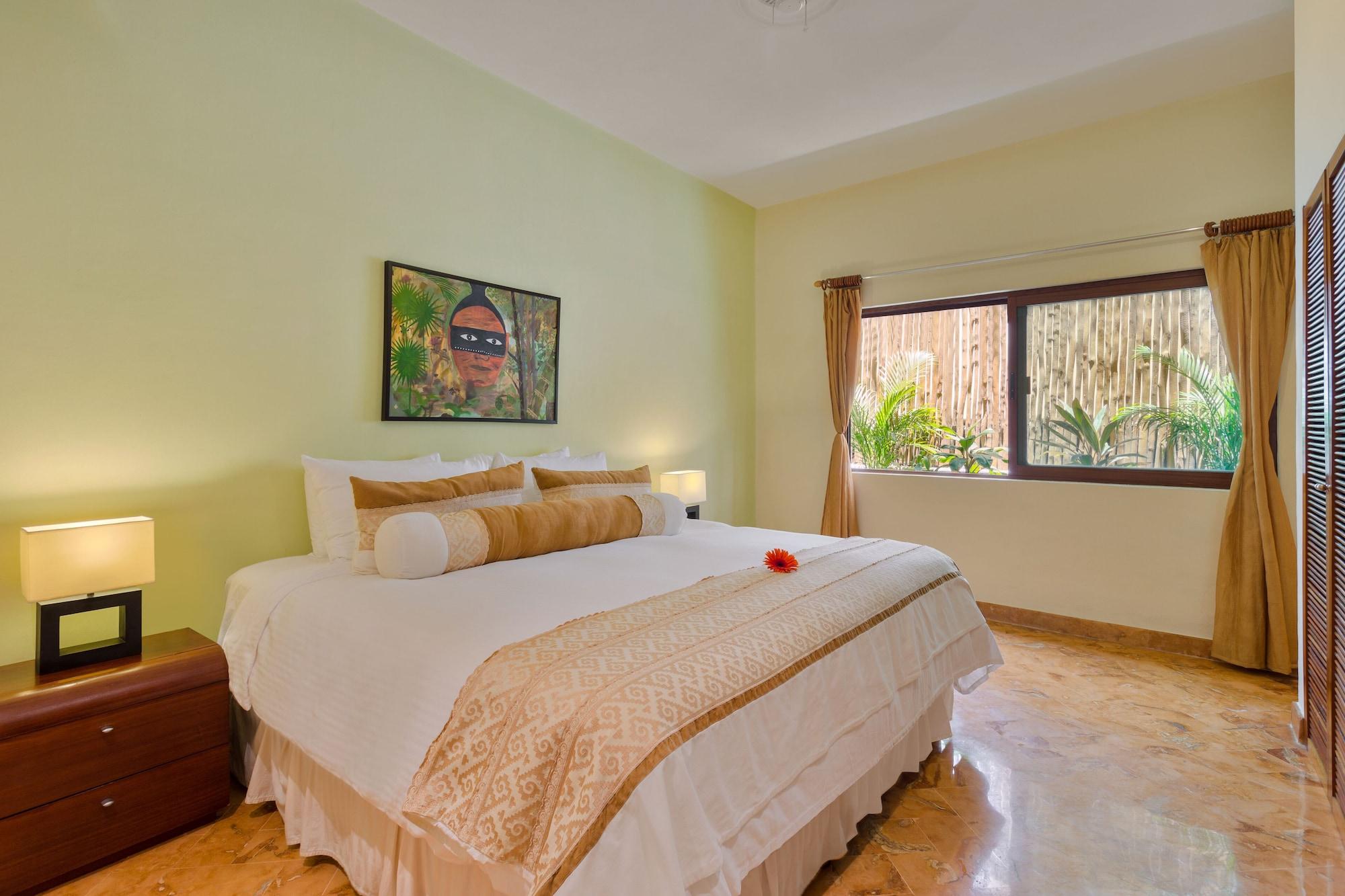 Hotel Porto Playa And Club 4*