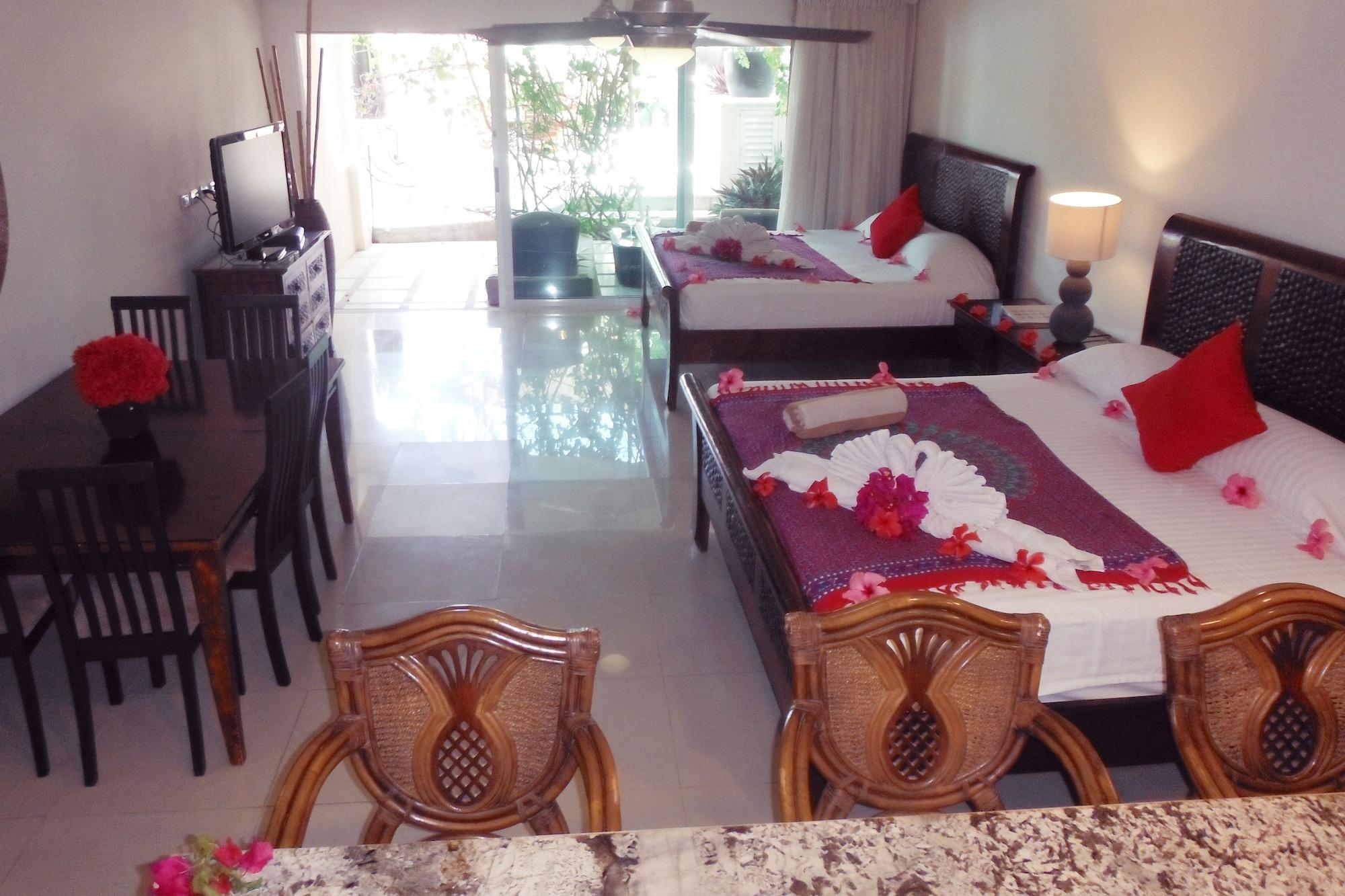 Aventuras Club Aparthotel 4*