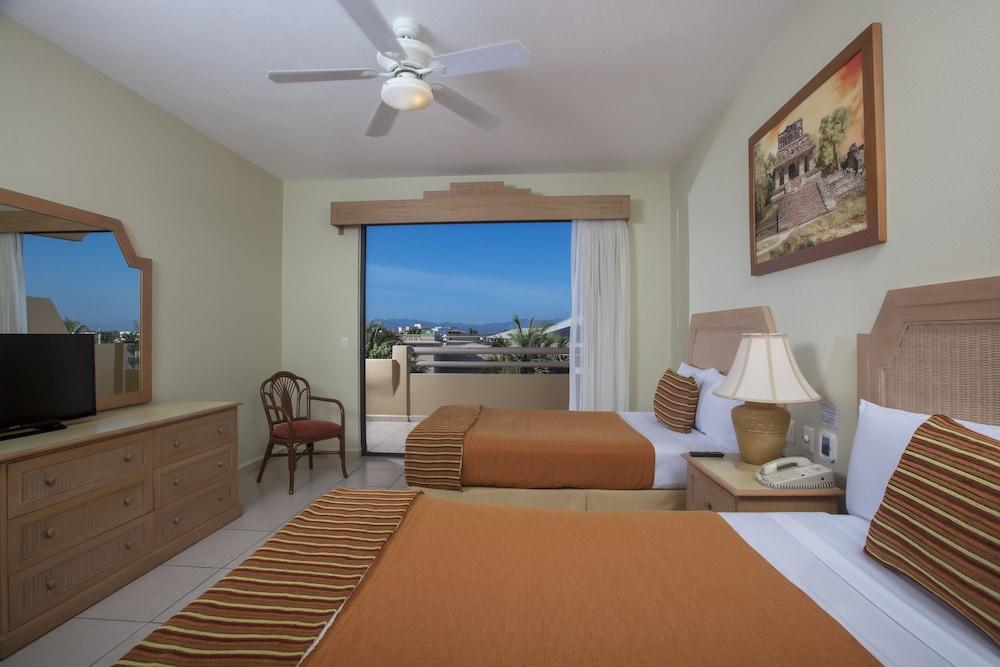 Resort Paradise Village