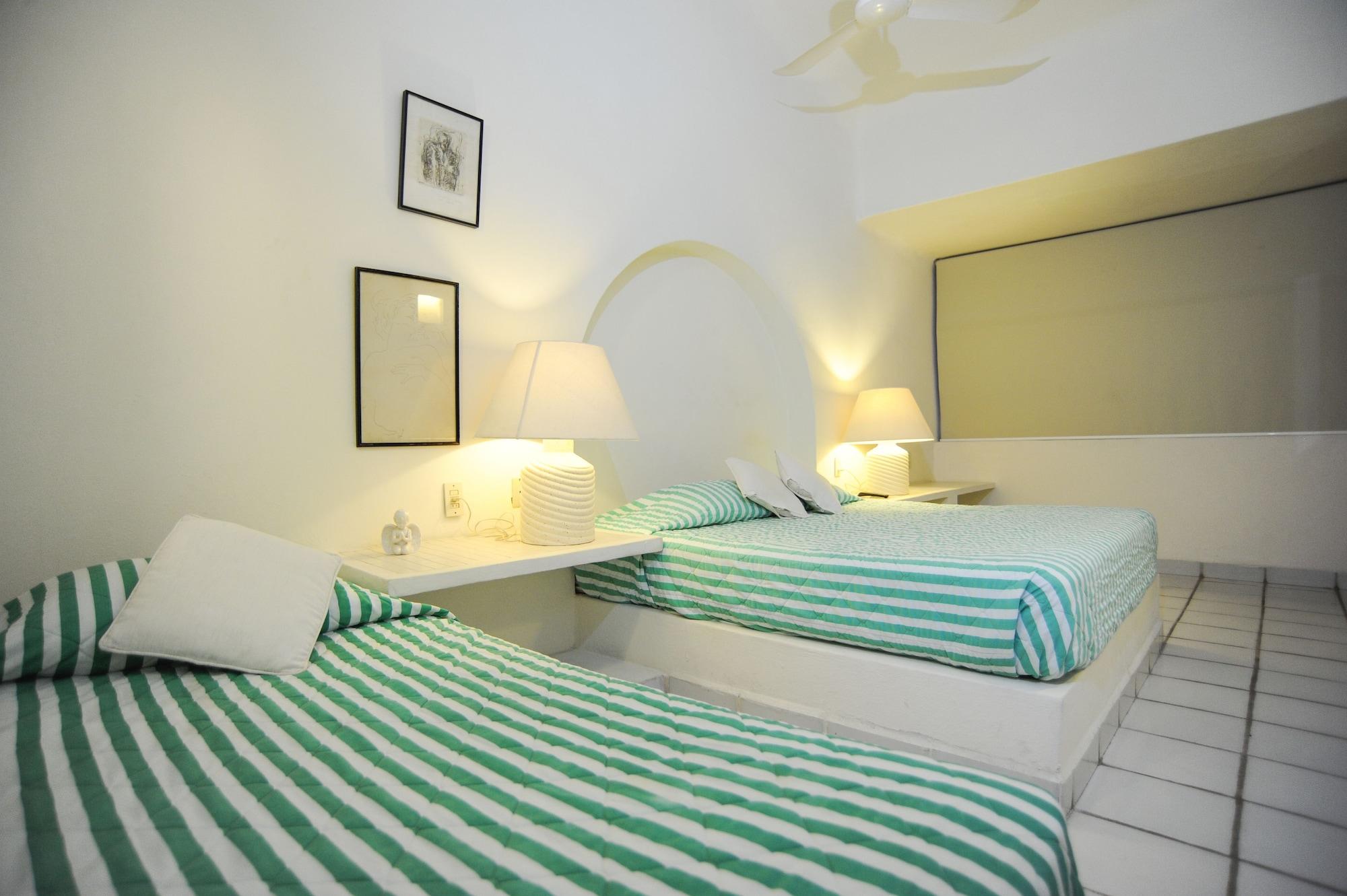 Ixtapa Plaza Hotel