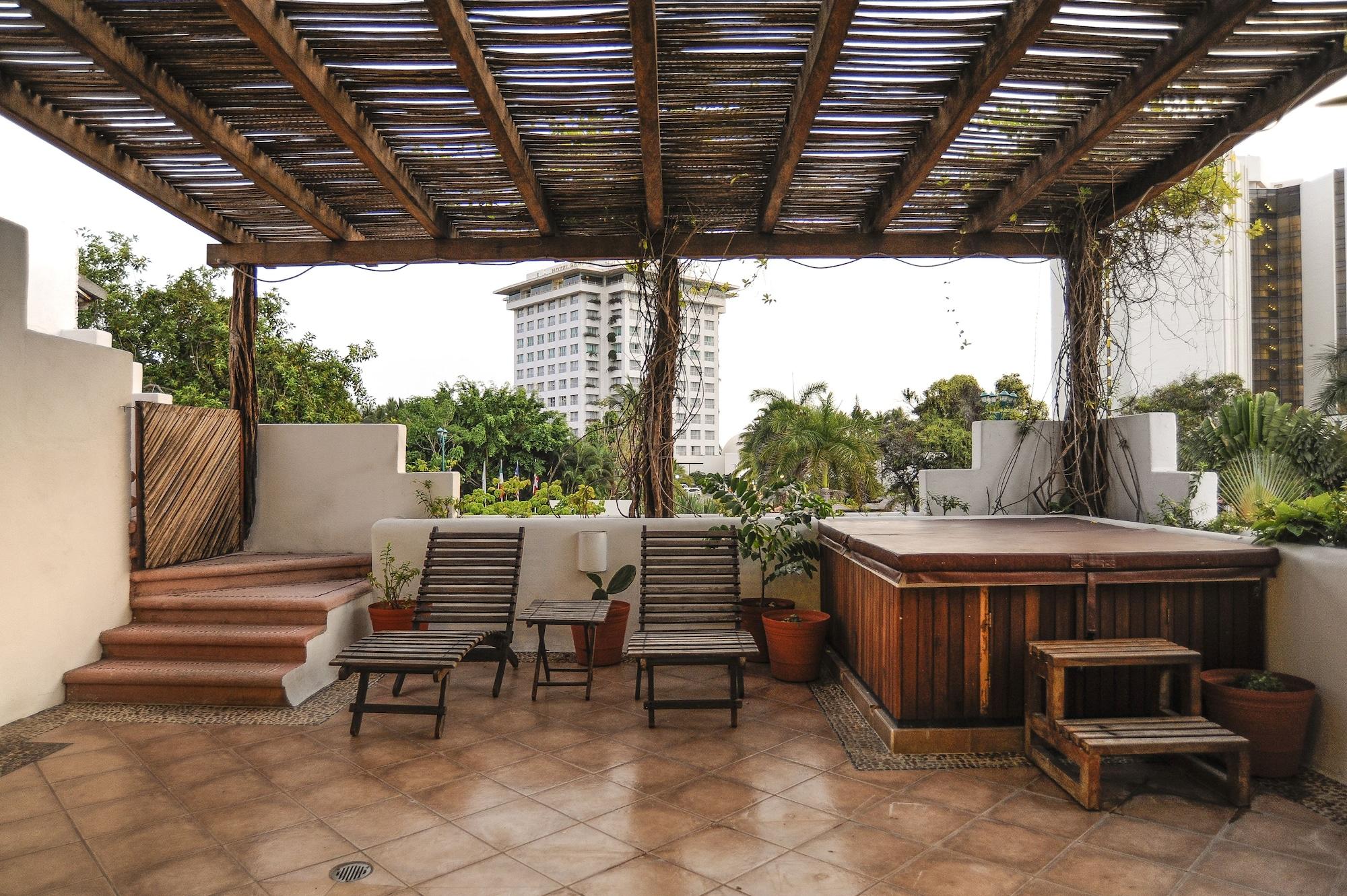 Hotel Ixtapa Plaza