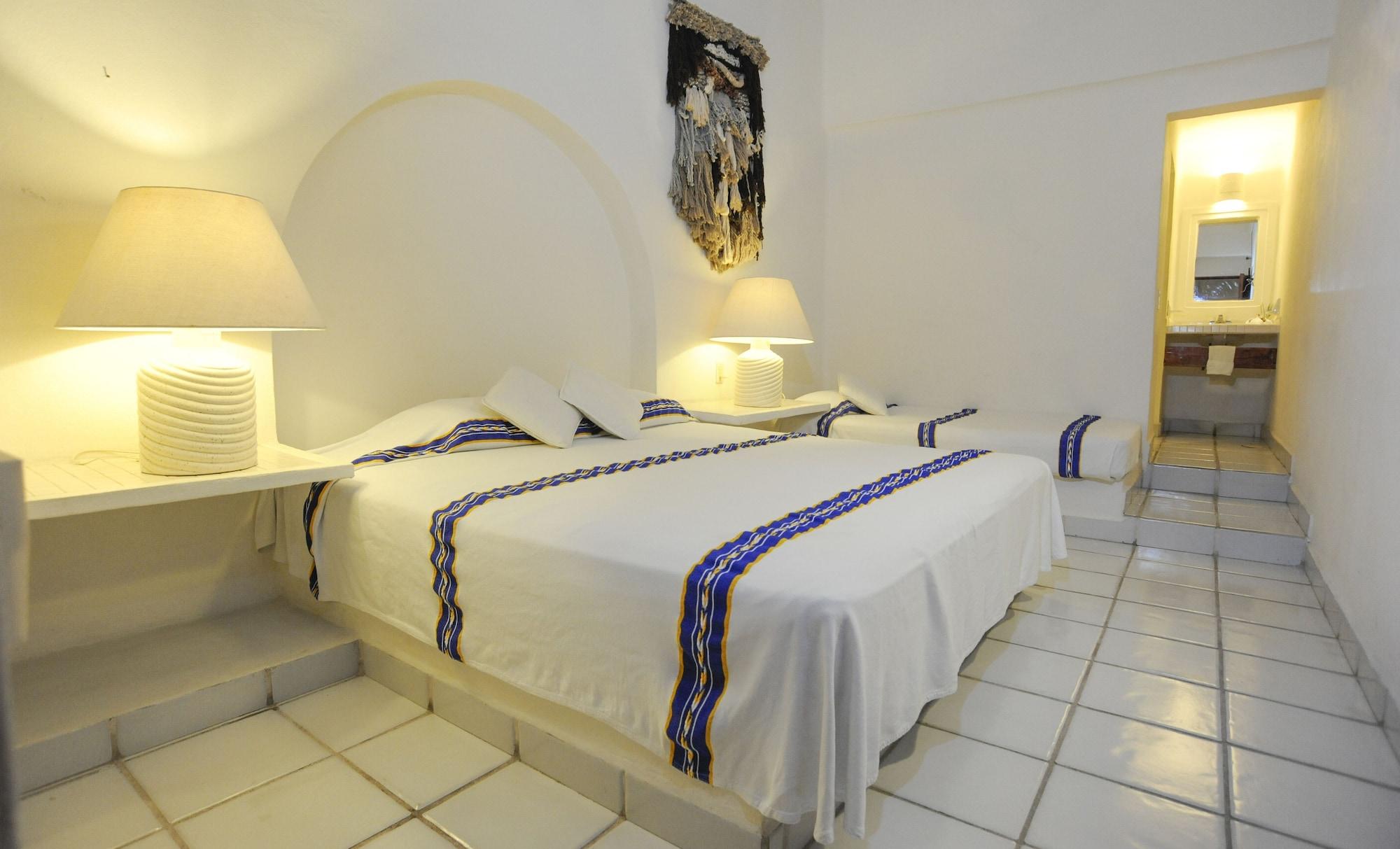 Ixtapa Plaza Hotel