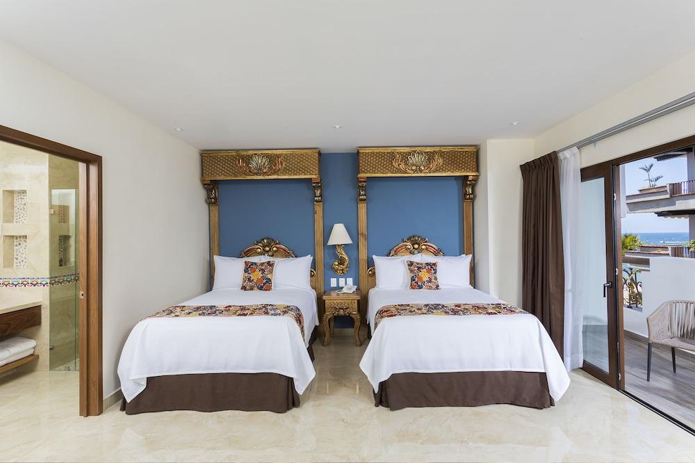 Playa Arcos & 4* Puerto Vallarta