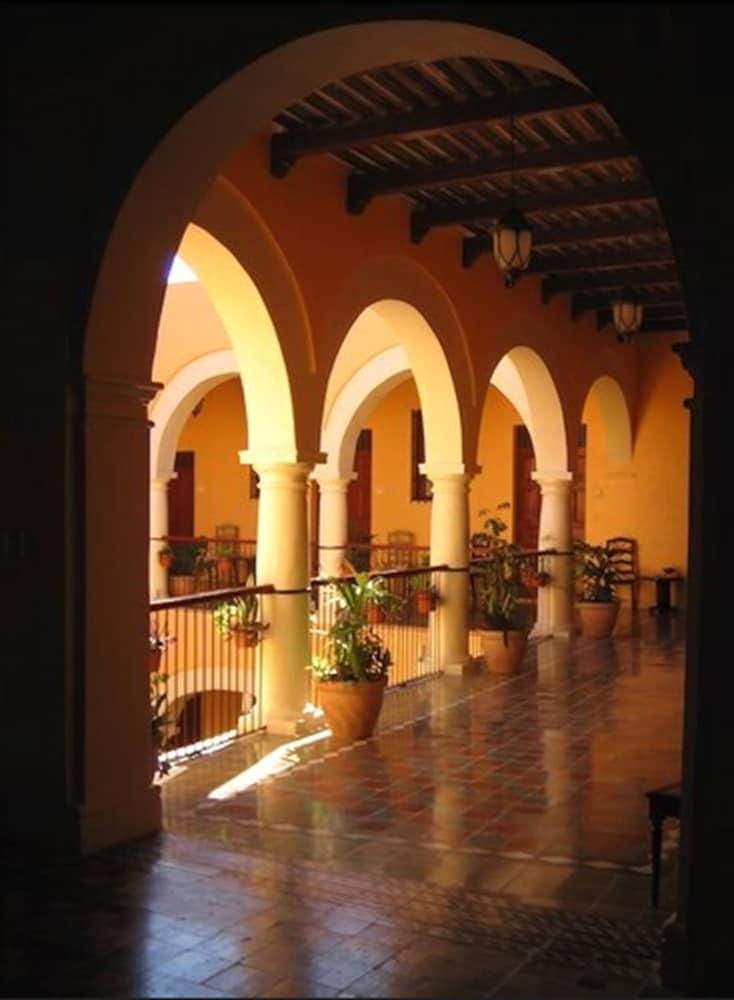 Castelmar Hotel 4*