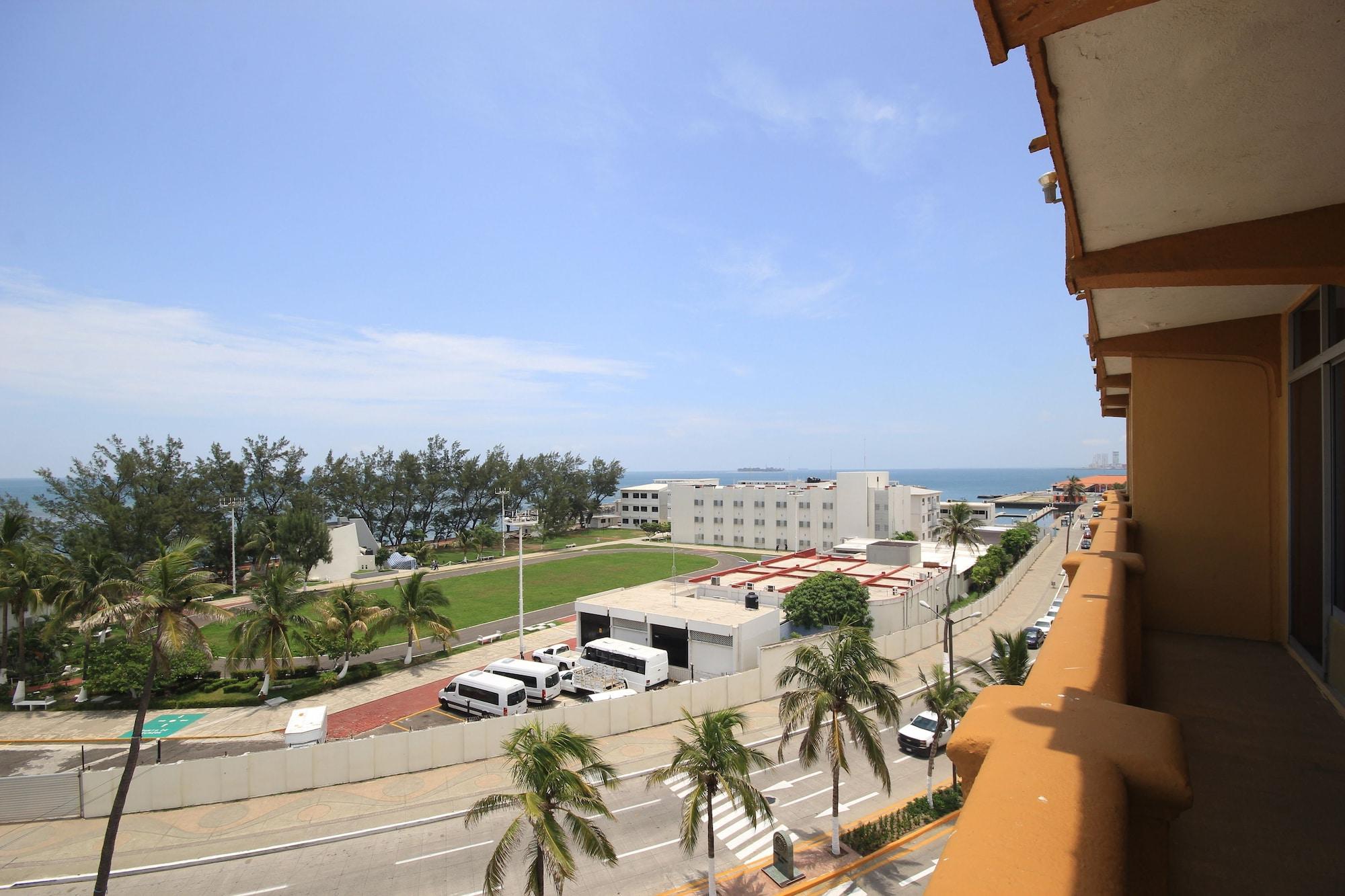 Howard Johnson By Wyndham 4*