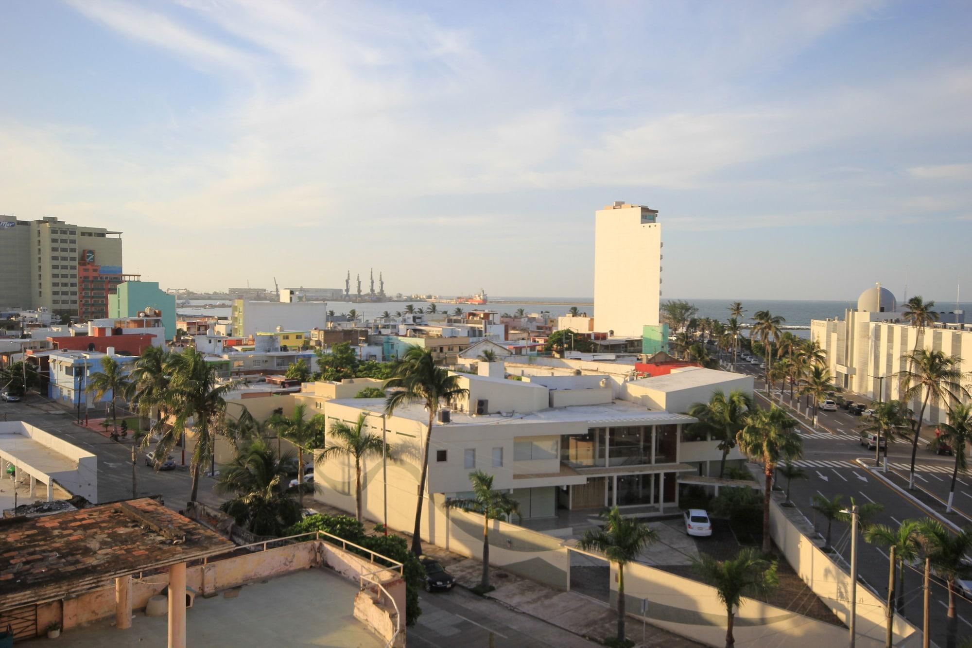Howard Johnson By Wyndham 4*