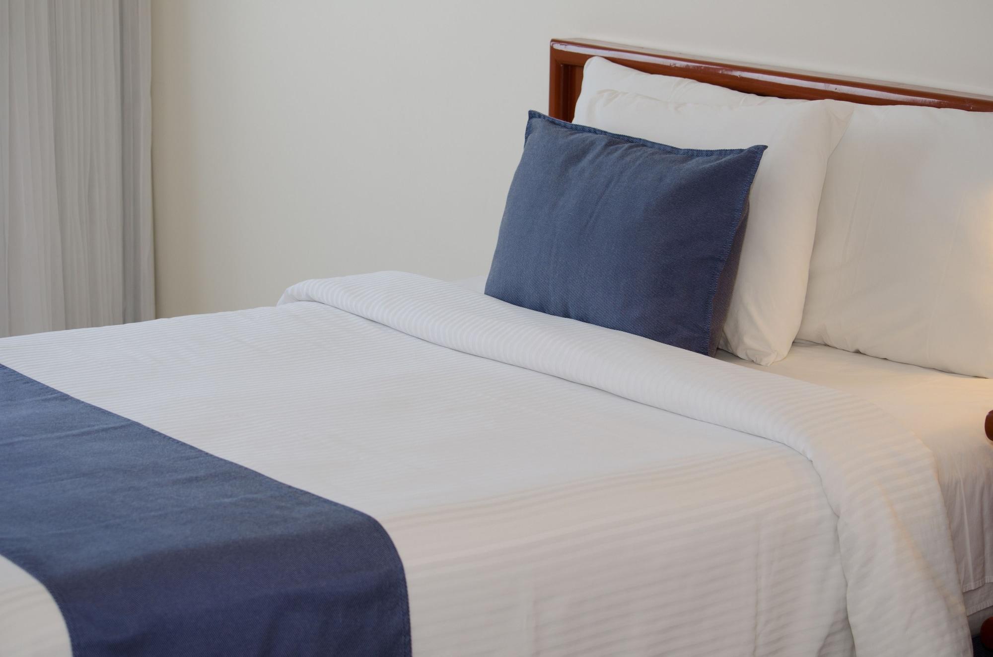 De Cortes Hotel