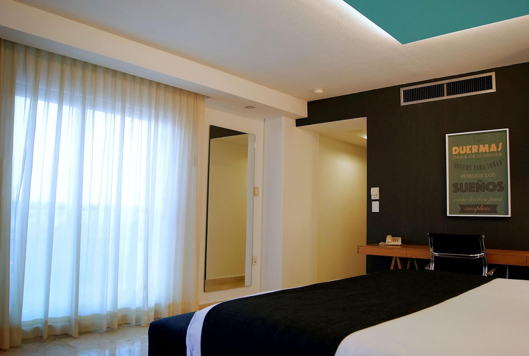 Rivoli Select Hotel 4*