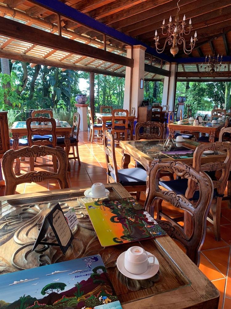 Tlaltenango Hotel 4*