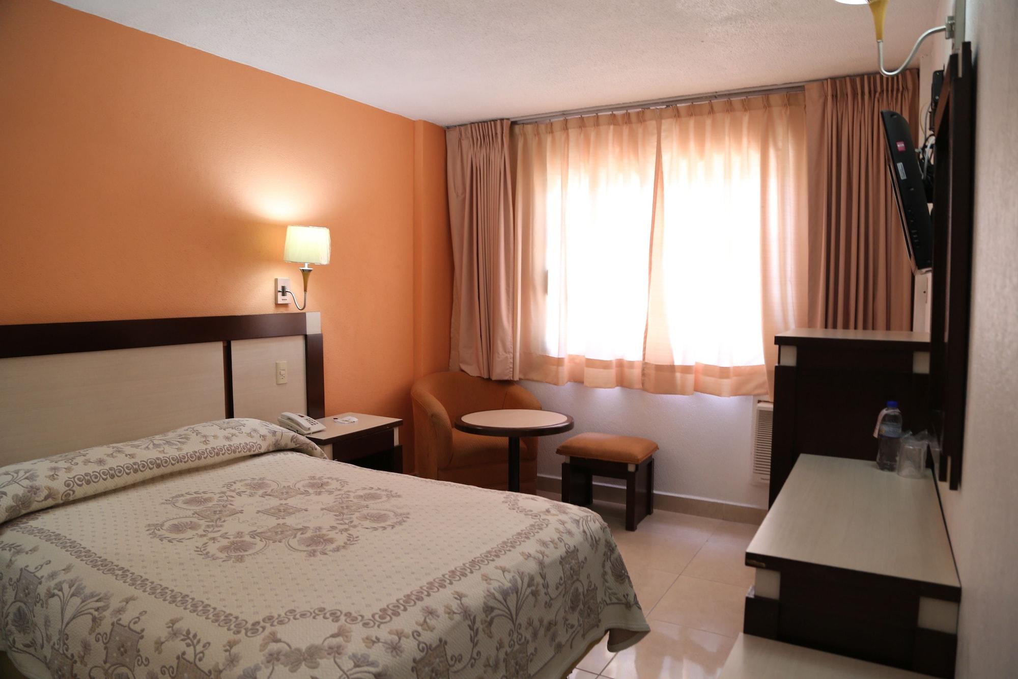 Hotel Baluarte 3*