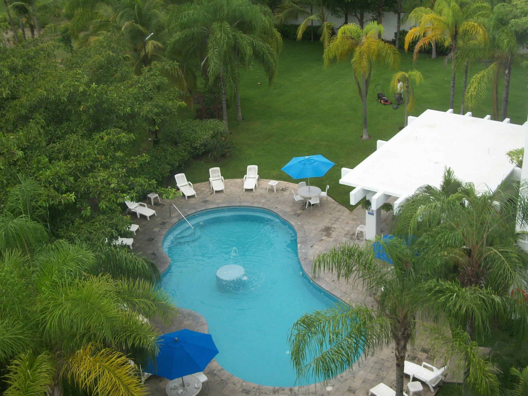 Comfort Golfside & Marina Inn 4*