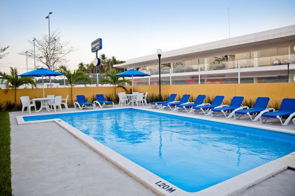 Express By Marriott Hotel