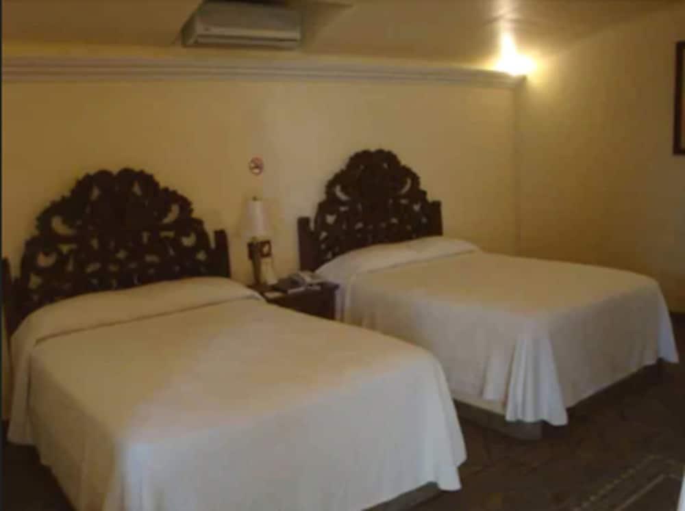 Hacienda Vista Hermosa 5*