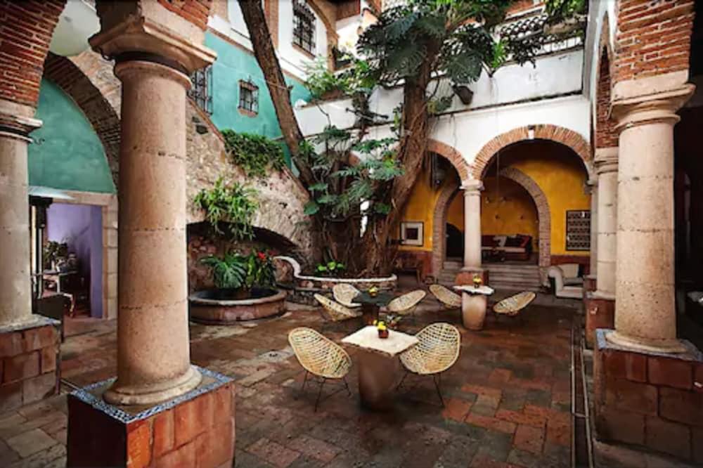 Hotel Arcos