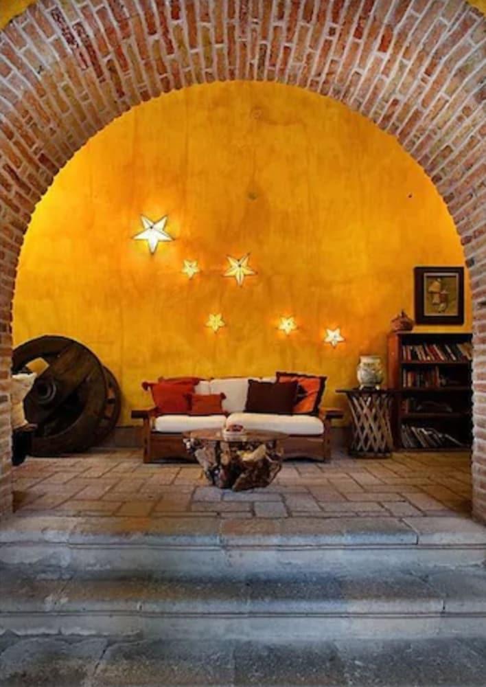 Hotel Arcos Taxco de Alarcon