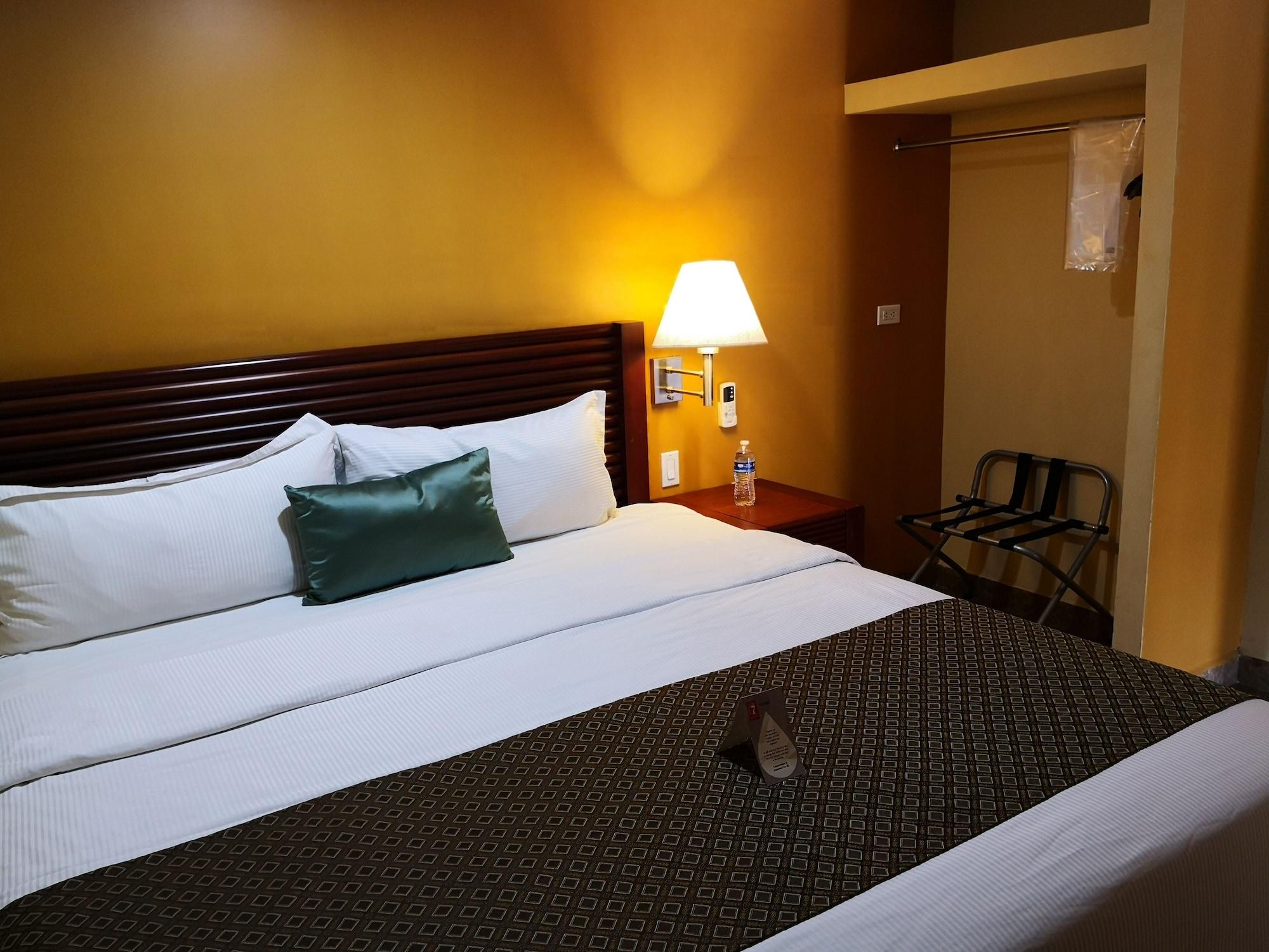 Hotel Seven Crown Centro Historico 4*