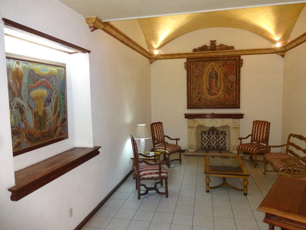 Gala Hotel